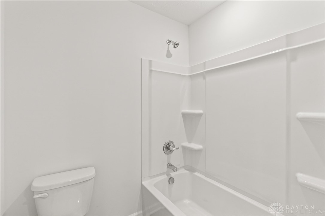 2027 Ivy Road Clayton, OH 45315 - Photo 30 of 50 Gallery Image 30