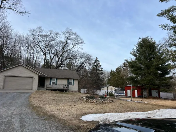 $417,500 | 4122 Duck Lake Road, Whitehall, MI 49461