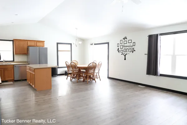 $417,500 | 4122 Duck Lake Road, Whitehall, MI 49461