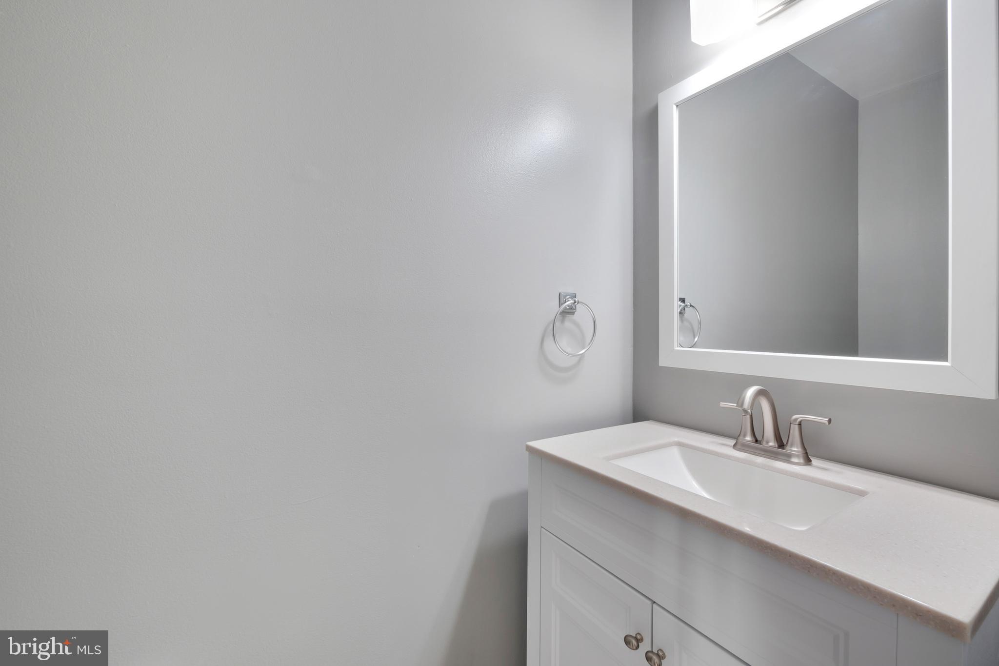 3912 9th Road South Arlington, VA 22204 - Photo 14 of 36 Gallery Image 14