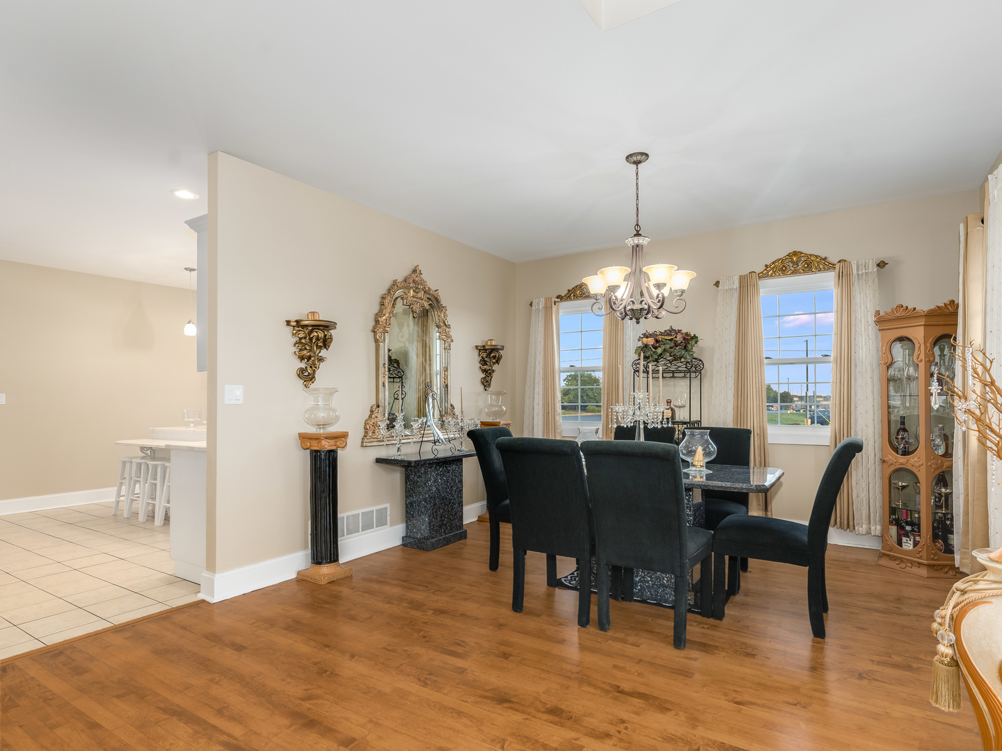 101 Bell Court Oswego, IL 60543 - Photo 11 of 47