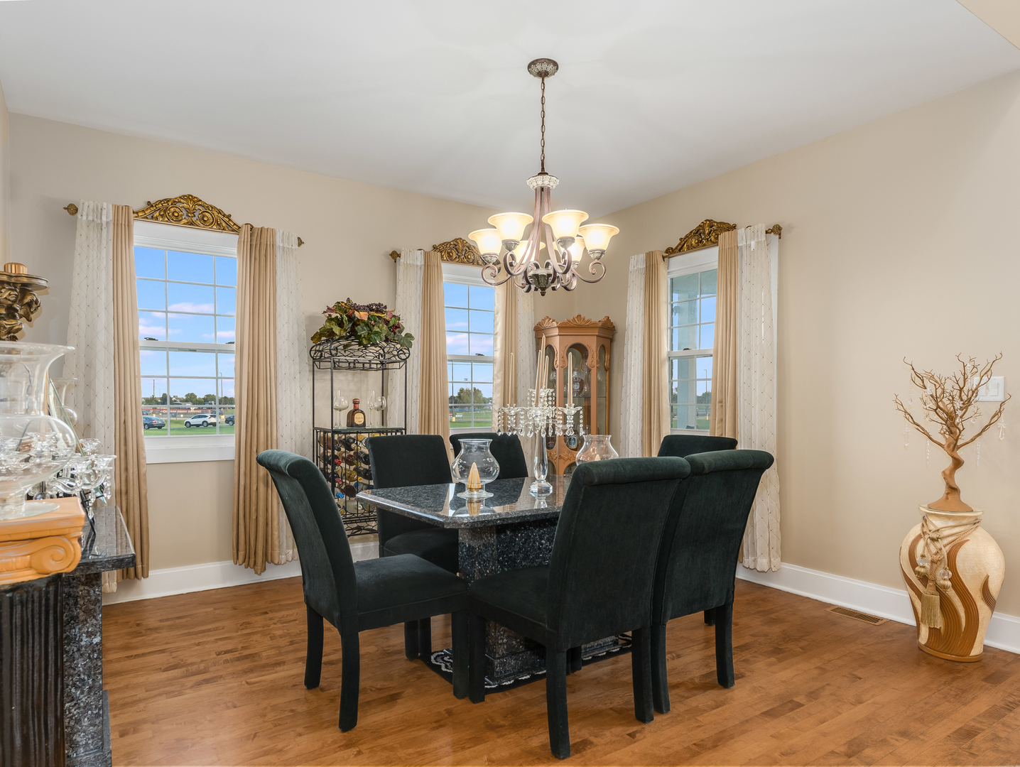 101 Bell Court Oswego, IL 60543 - Photo 12 of 47