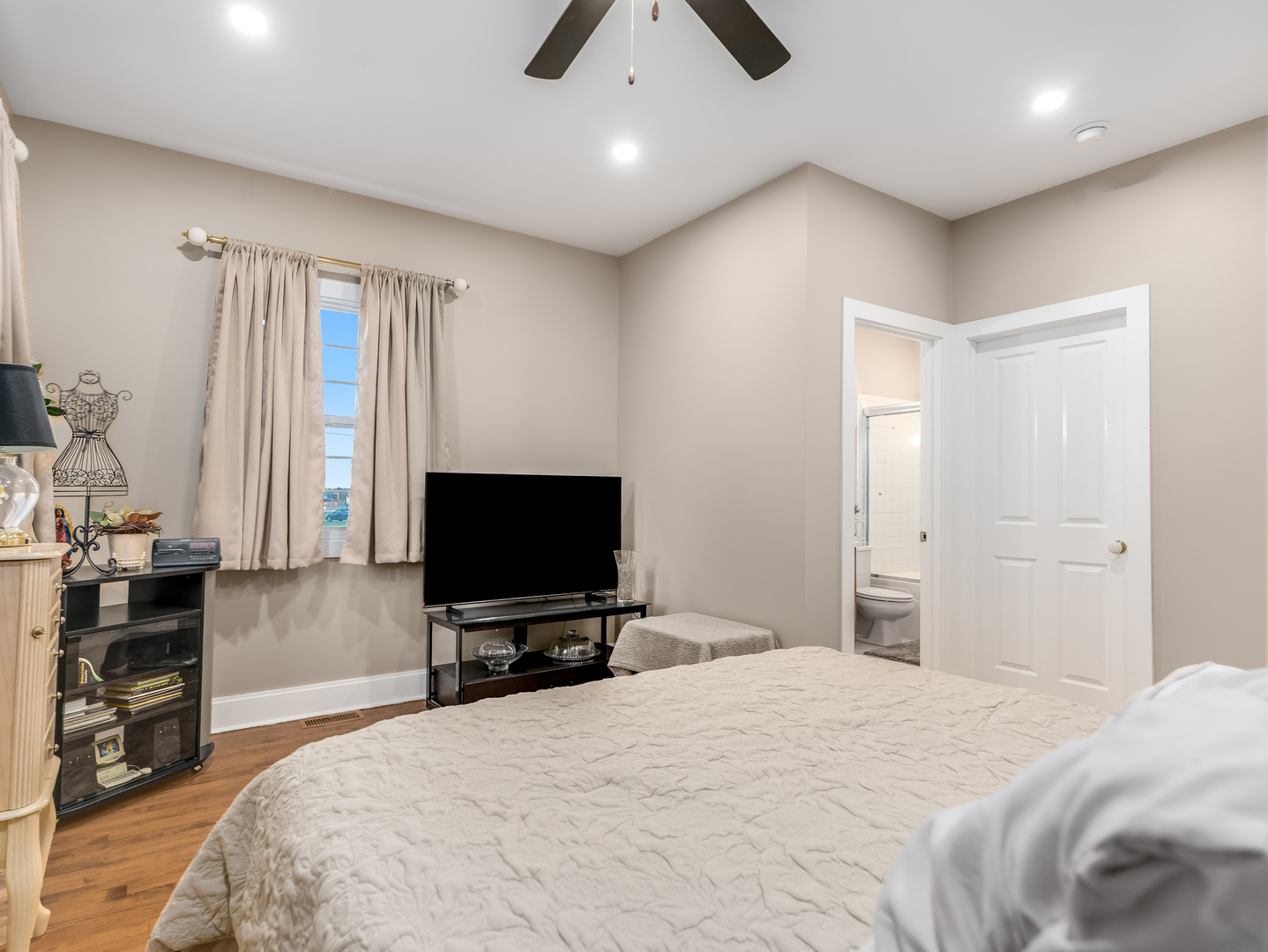 101 Bell Court Oswego, IL 60543 - Photo 21 of 47