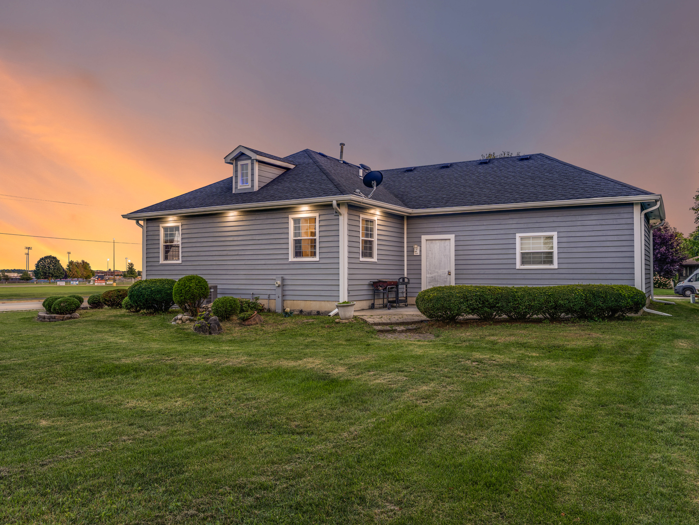 101 Bell Court Oswego, IL 60543 - Photo 37 of 47