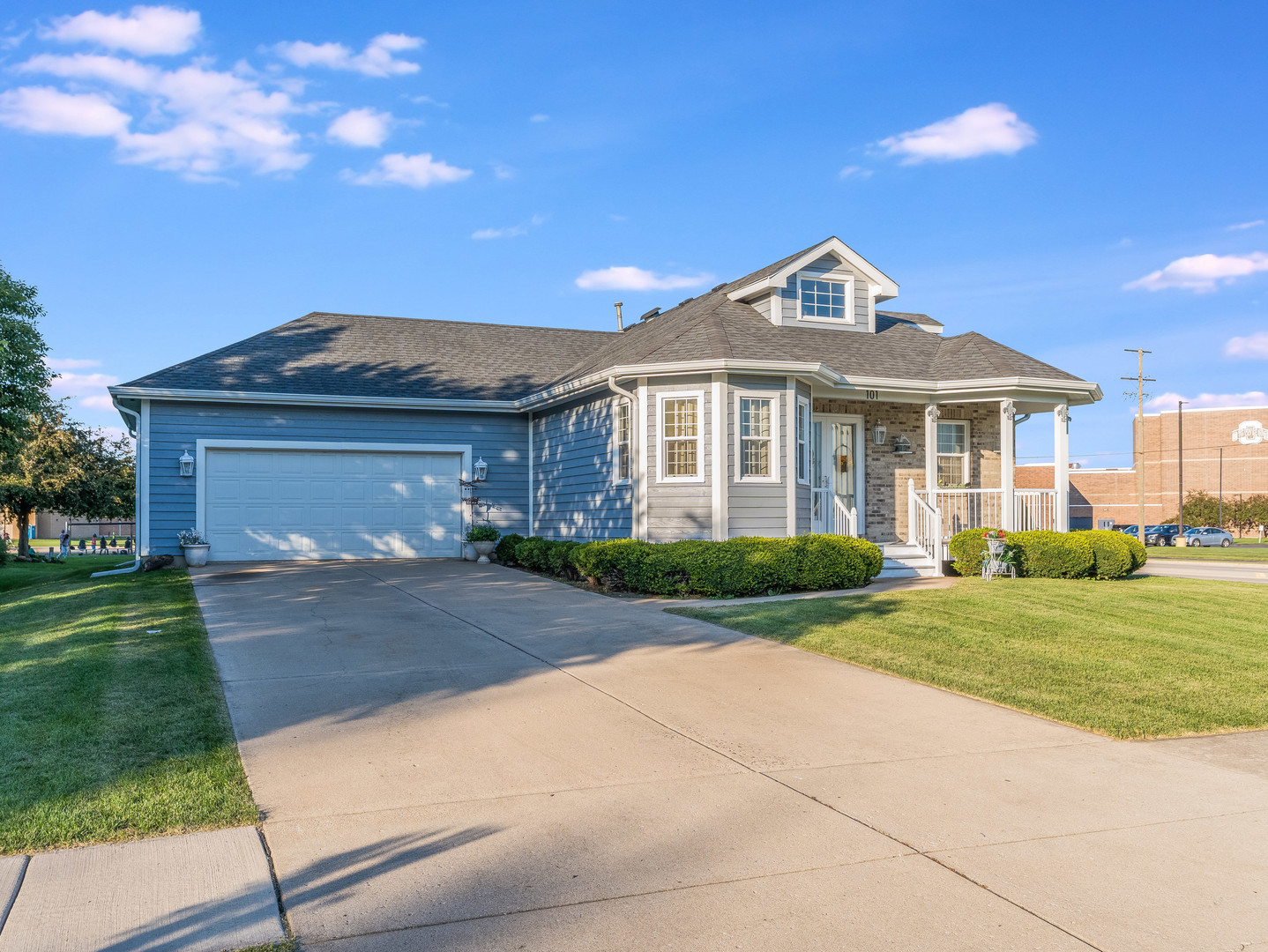 101 Bell Court Oswego, IL 60543 - Photo 6 of 47