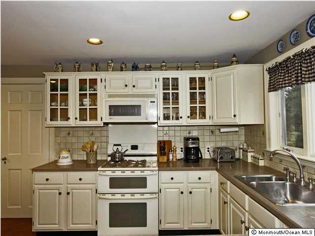 17 Hope Road Tinton Falls, NJ 07724 - Photo 12 of 24 Additional Photo