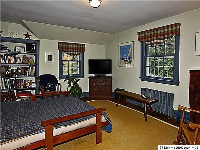 17 Hope Road Tinton Falls, NJ 07724 - Photo 16 of 24 Additional Photo