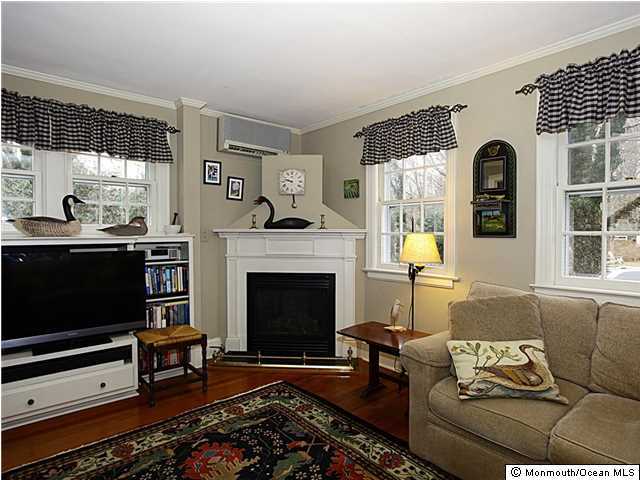 17 Hope Road Tinton Falls, NJ 07724 - Photo 8 of 24 Additional Photo