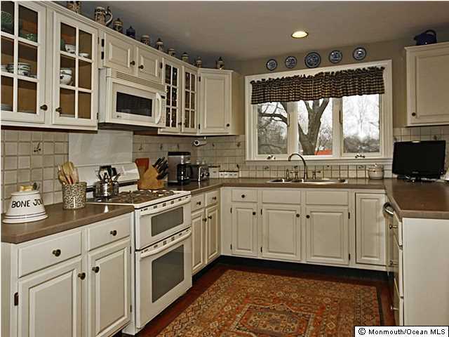 17 Hope Road Tinton Falls, NJ 07724 - Photo 10 of 24 Additional Photo