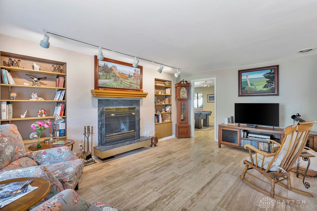 7820 Rain Tree Road Dayton, OH 45459 - Photo 17 of 48 Gallery Image 17