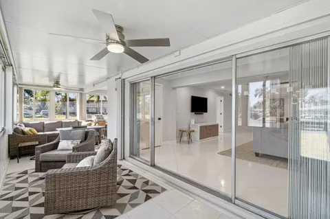 $250,000 | 1321 Northwest 19th Terrace, Unit 104, Delray Beach, FL 33445