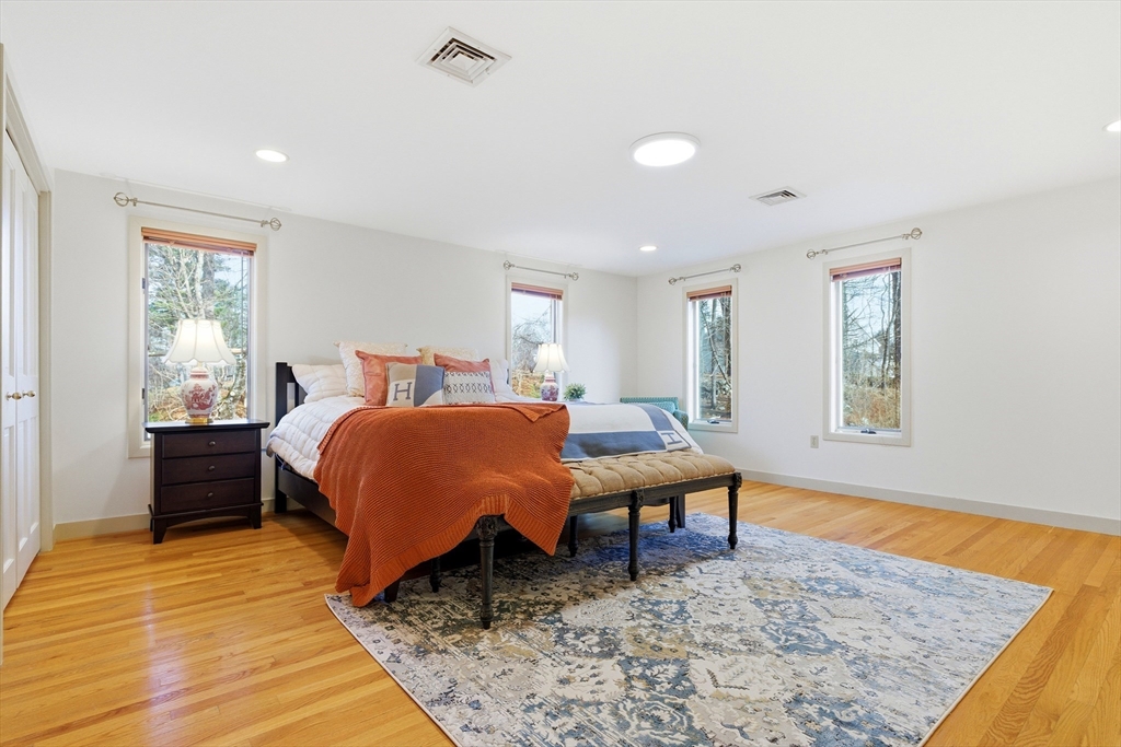 55 Hillcrest Road Weston, MA 02493 - Photo 17 of 41