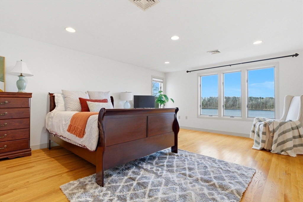 55 Hillcrest Road Weston, MA 02493 - Photo 20 of 41
