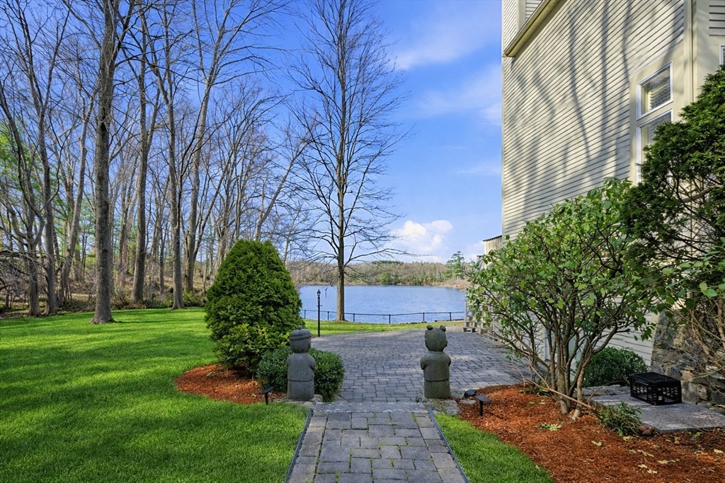 55 Hillcrest Road Weston, MA 02493 - Photo 35 of 41