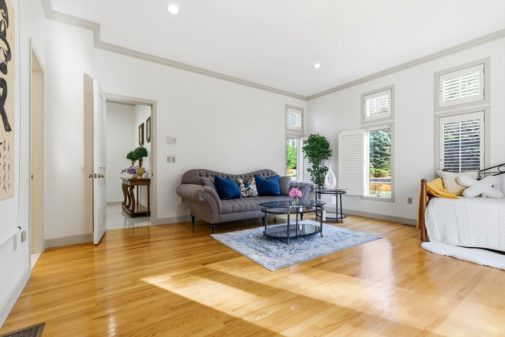 55 Hillcrest Road Weston, MA 02493 - Photo 6 of 41