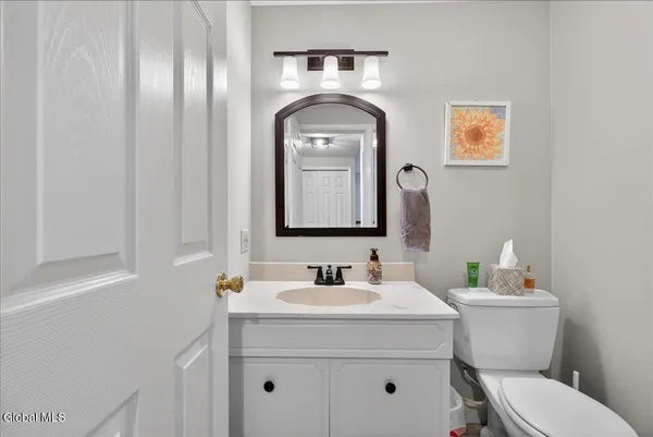 $345,000 | 50 Arrow Wood Place, Malta, NY 12020