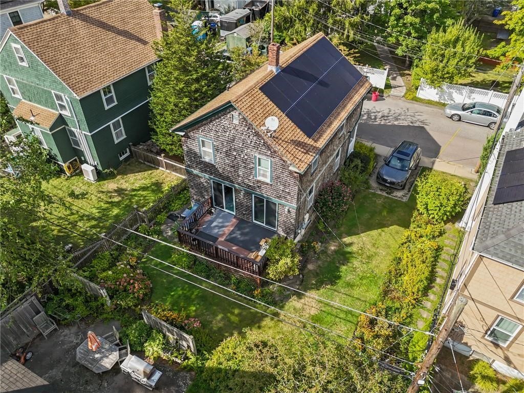 19 Slocum Street Newport, RI 02840 - Photo 4 of 21