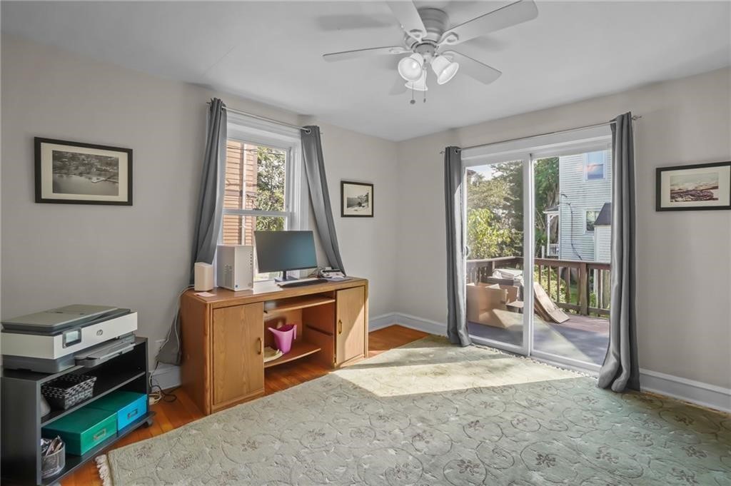 19 Slocum Street Newport, RI 02840 - Photo 7 of 21