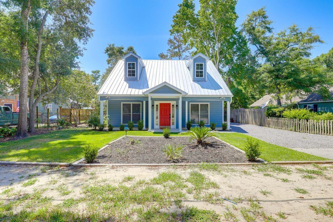 767 Parkersville Road Pawleys Island, SC 29585 - Photo 2 of 24