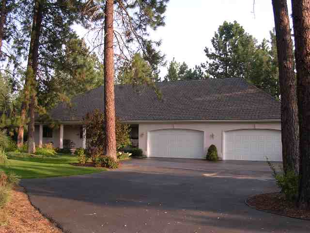5116 East Greenbluff Road Colbert, WA 99005 - Photo 2 of 9