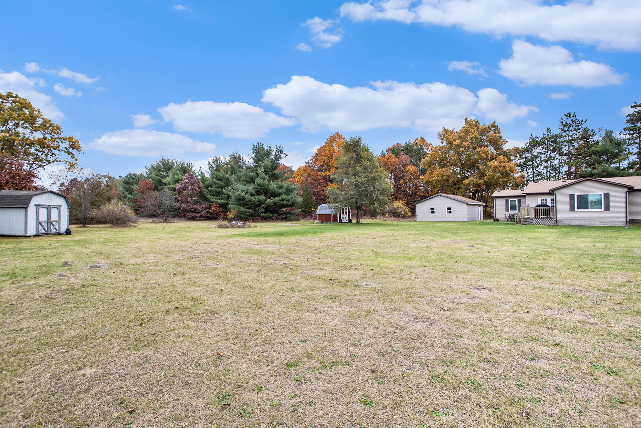 12480 Saddler Road Plainwell, MI 49080 - Photo 4 of 14 DNG-24