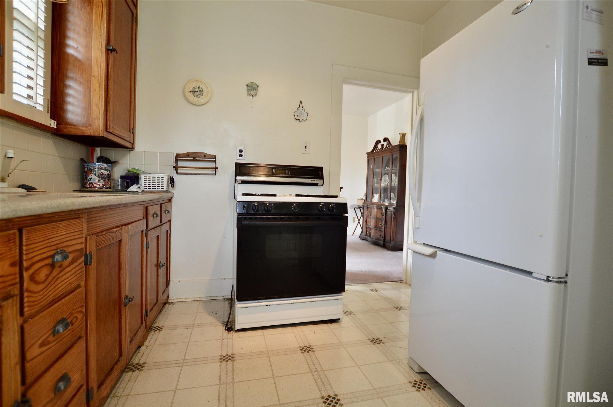 908 East Reservoir Street Springfield, IL 62702 - Photo 21 of 24