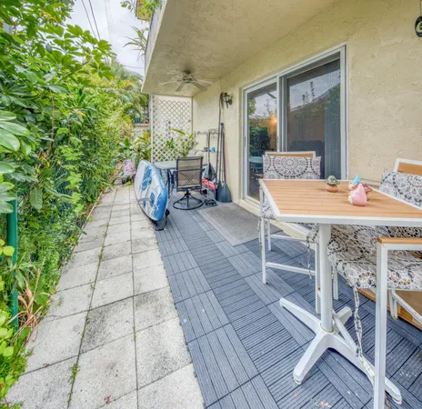 $2,300 | 720 North Dixie Highway, Unit 601, Lantana, FL 33462