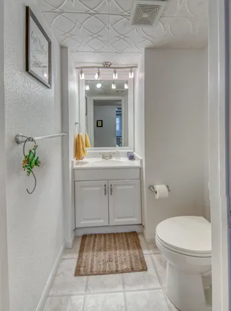 $2,300 | 720 North Dixie Highway, Unit 601, Lantana, FL 33462