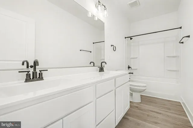 $479,900 | 277 White Oak Road, Fredericksburg, VA 22405