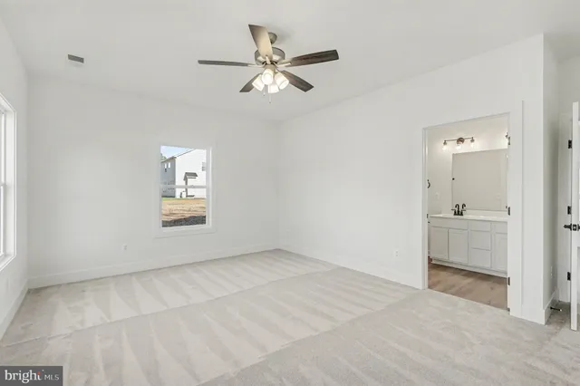 $479,900 | 277 White Oak Road, Fredericksburg, VA 22405