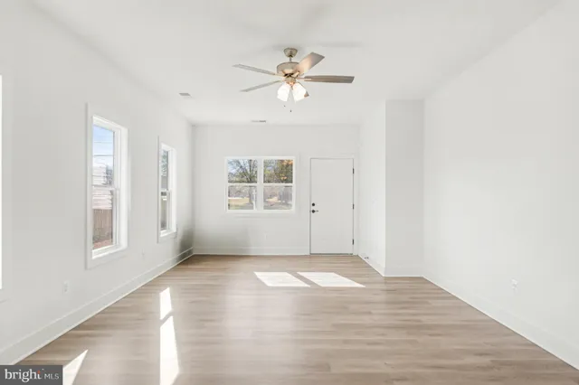 $479,900 | 277 White Oak Road, Fredericksburg, VA 22405