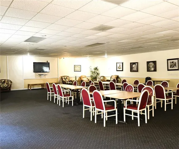 $95,000 | 3223 Fox Chase Circle, Unit 206, Palm Harbor, FL 34683