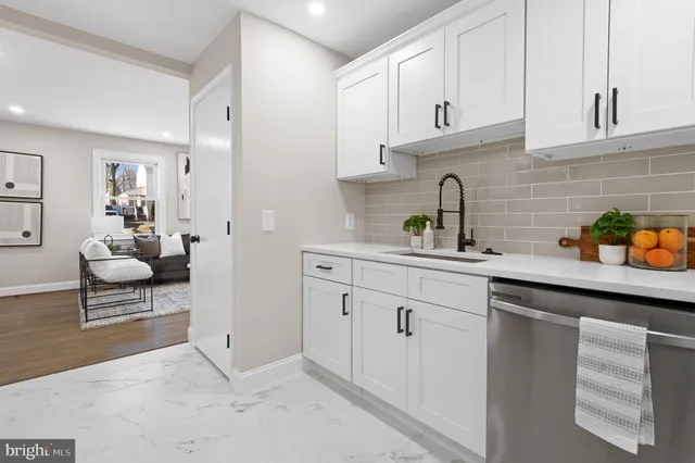 $499,900 | 4211 72nd Avenue, Hyattsville, MD 20784