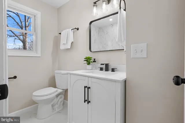 $499,900 | 4211 72nd Avenue, Hyattsville, MD 20784