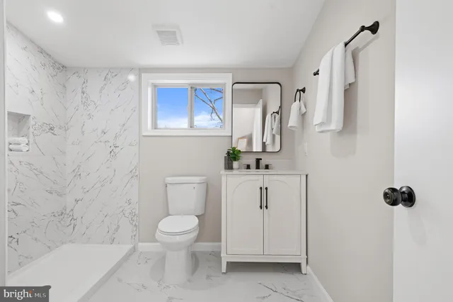 $499,900 | 4211 72nd Avenue, Hyattsville, MD 20784