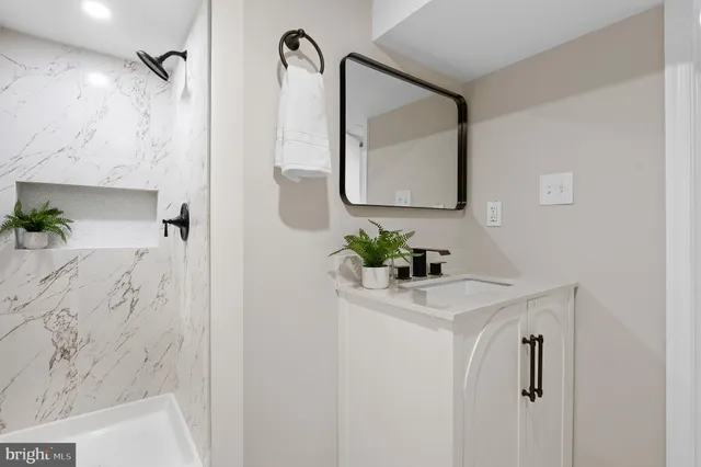 $499,900 | 4211 72nd Avenue, Hyattsville, MD 20784