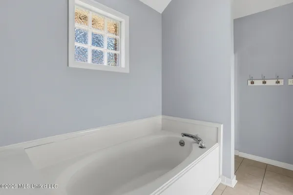 $282,000 | 212 North Ridge Drive, Madison, MS 39110