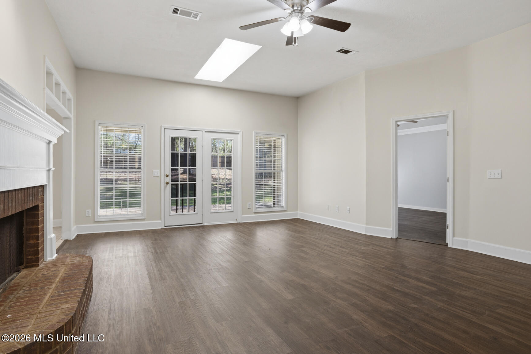 212 North Ridge Drive Madison, MS 39110 - Photo 3 of 23 212 North Ridge Dr-3