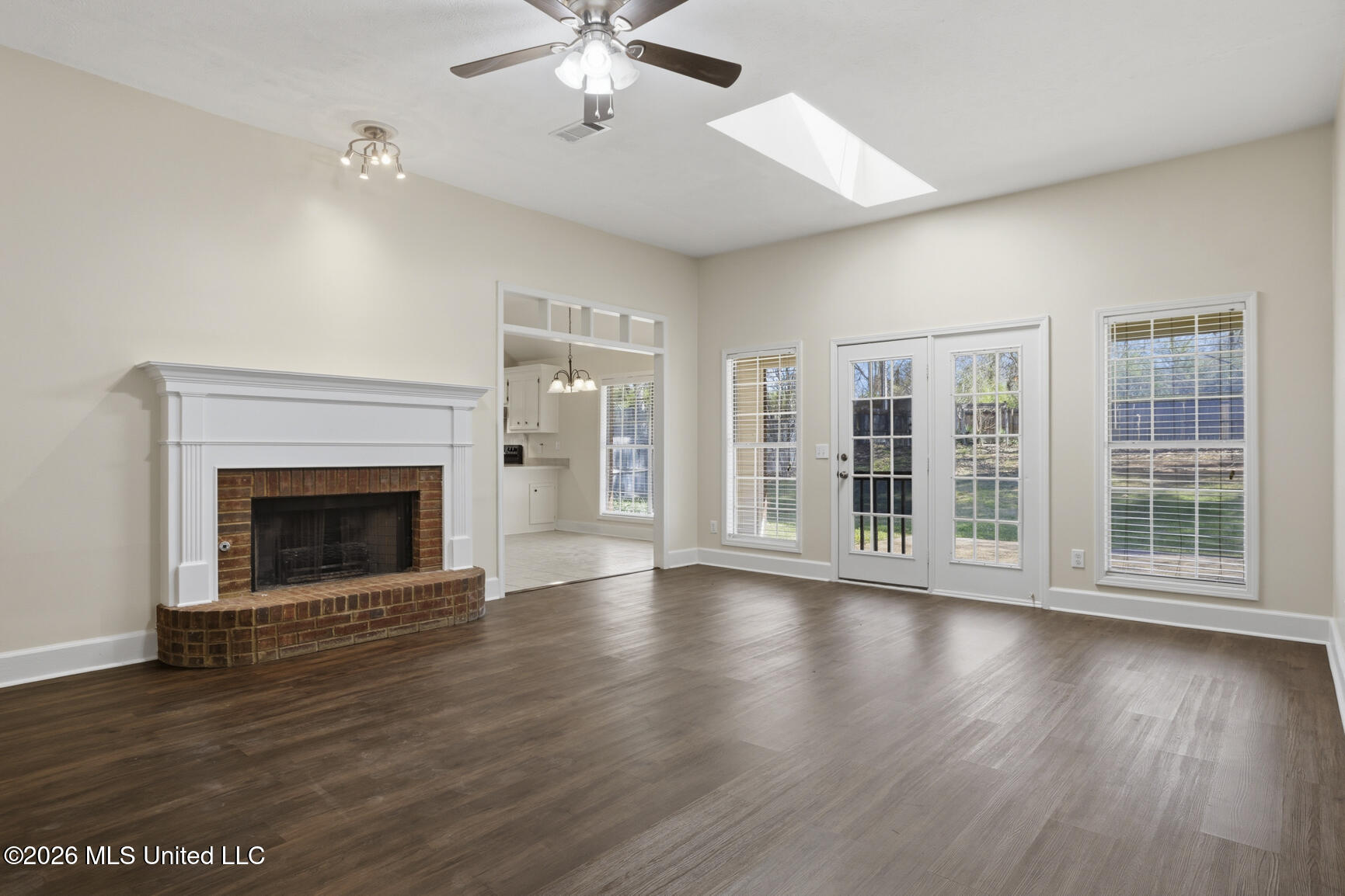 212 North Ridge Drive Madison, MS 39110 - Photo 4 of 23 212 North Ridge Dr-4