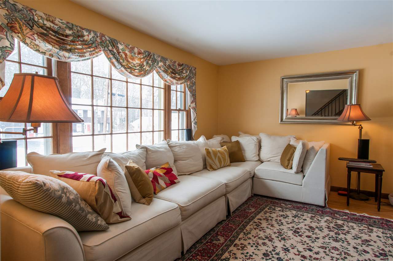 24 Todd Road Nashua, NH 03064 - Photo 16 of 33