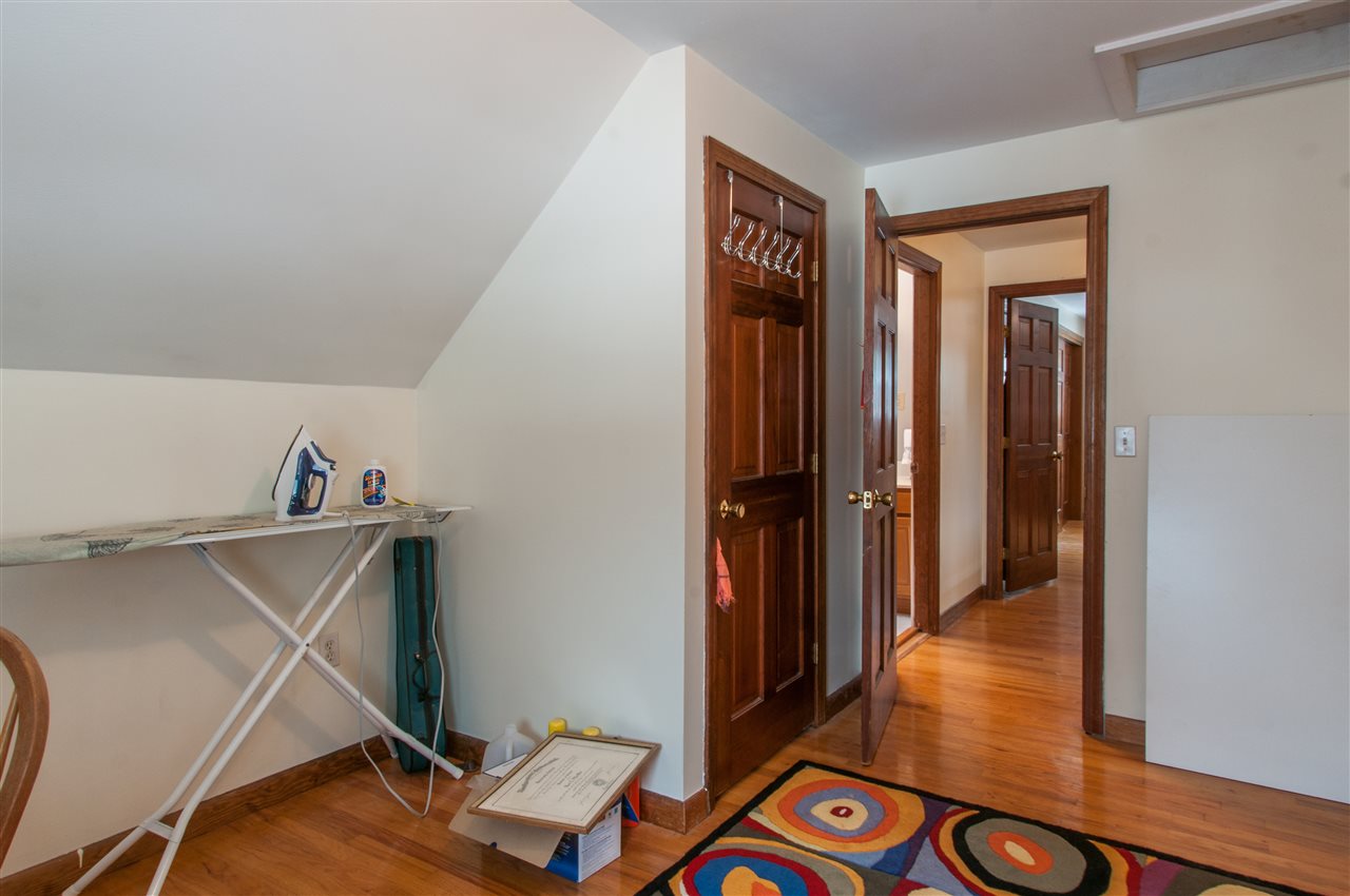 24 Todd Road Nashua, NH 03064 - Photo 22 of 33