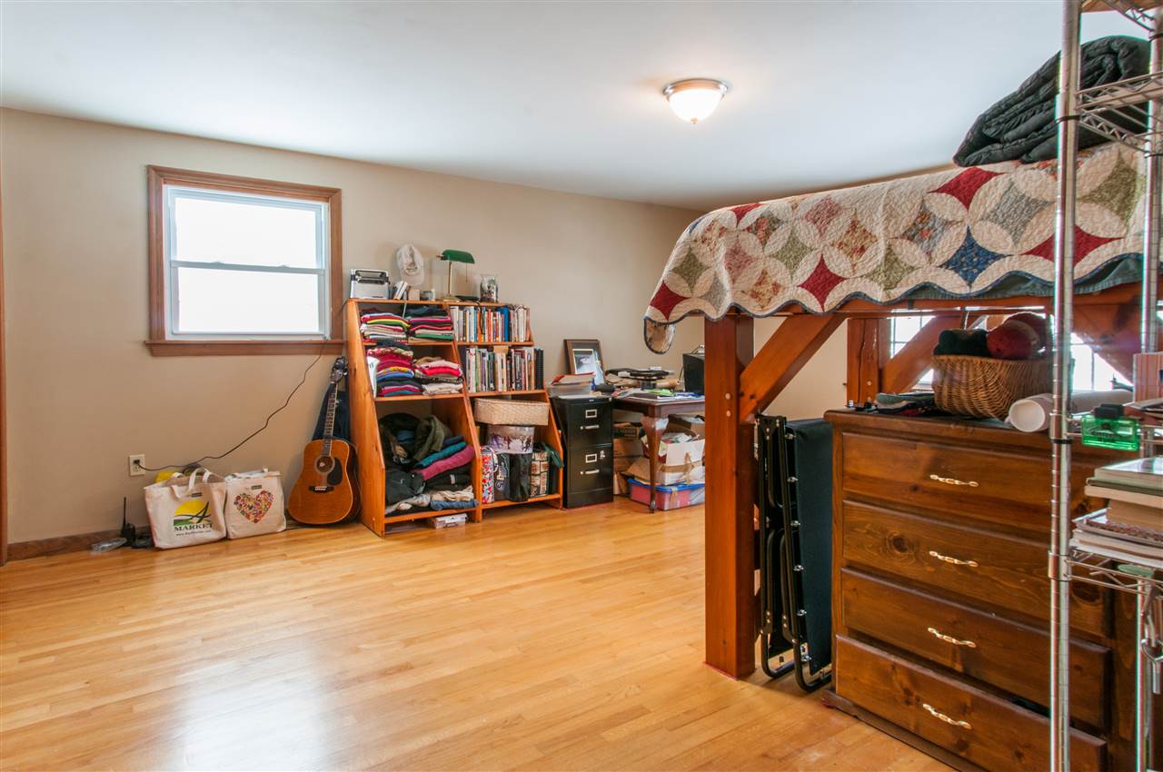 24 Todd Road Nashua, NH 03064 - Photo 23 of 33