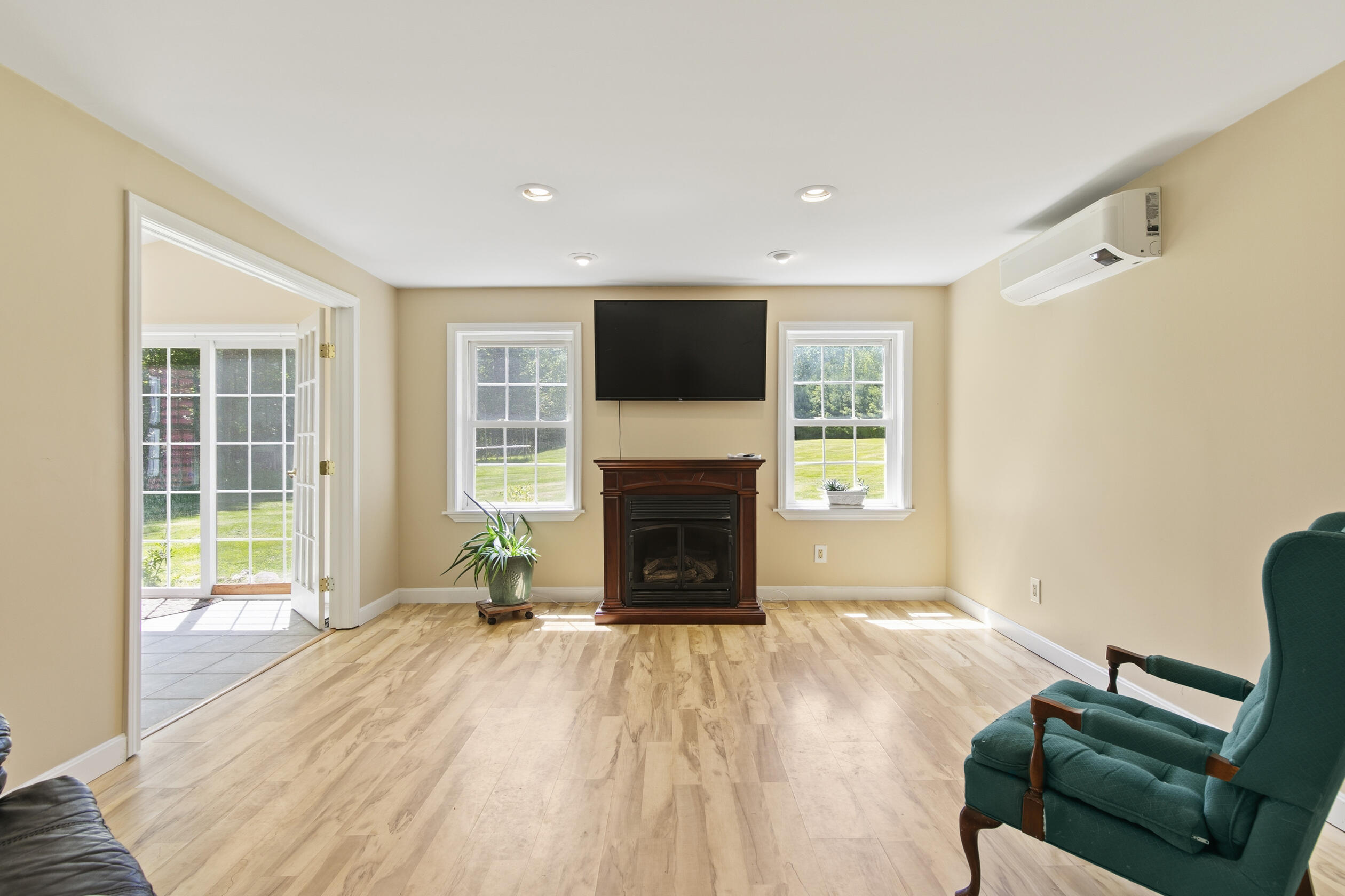 106 Fernald Road Poland, ME 04274 - Photo 13 of 60 106 fernald rd, poland, me 04274, usa-02