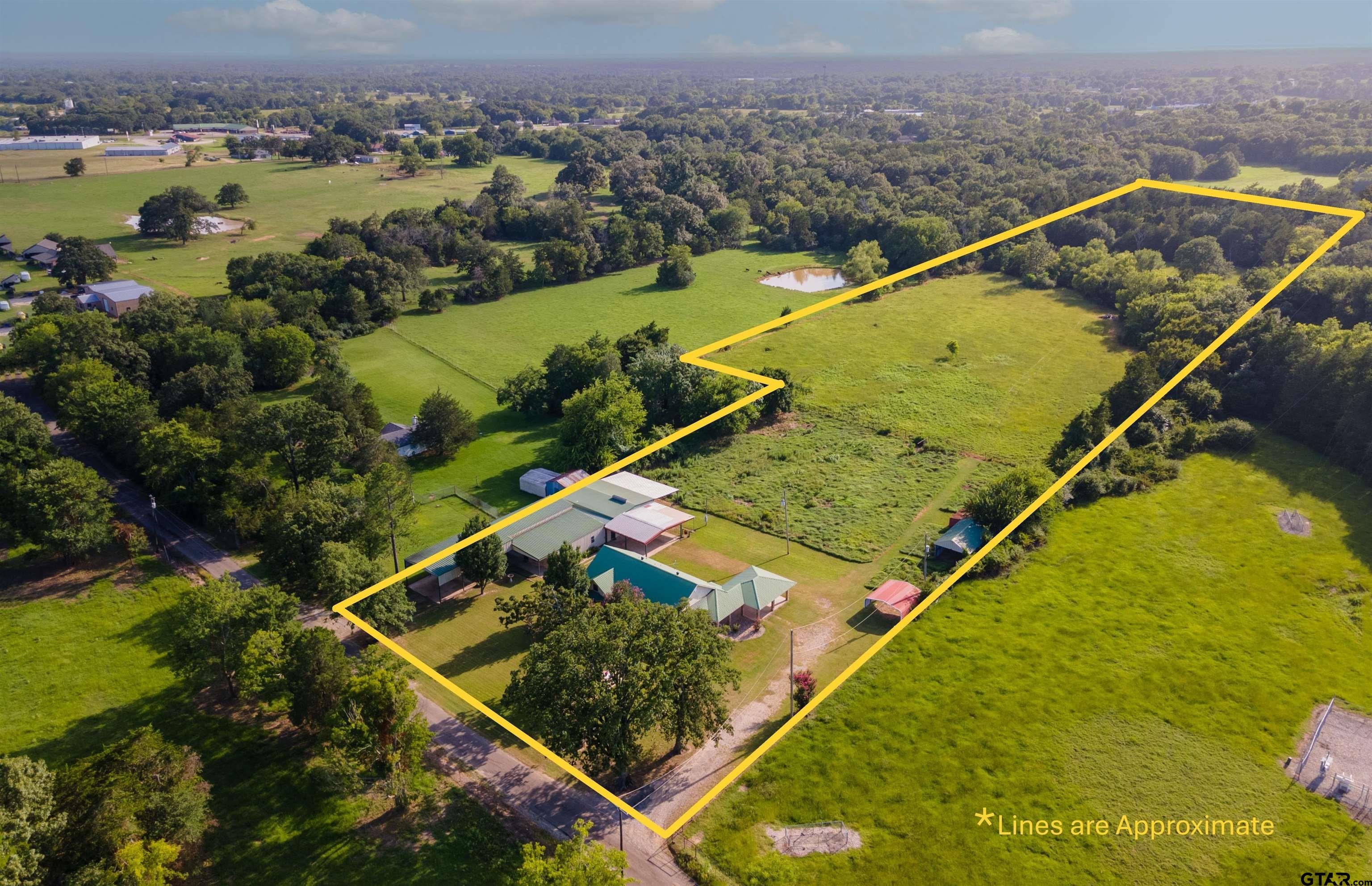 715 Rs County Road 3030 Emory, TX 75440 - Photo 2 of 46