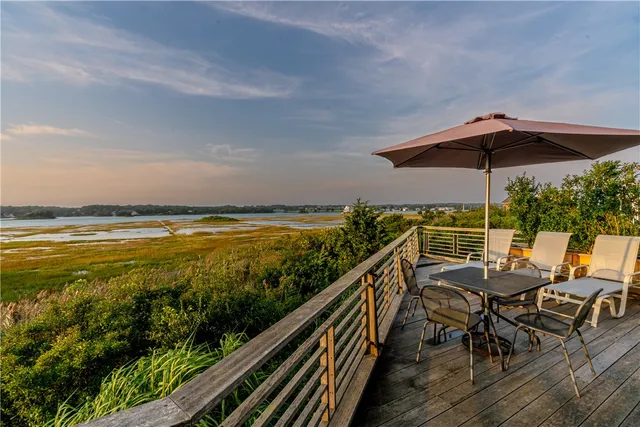 $1,950,000 | 470 Atlantic Avenue, Westerly, RI 02891