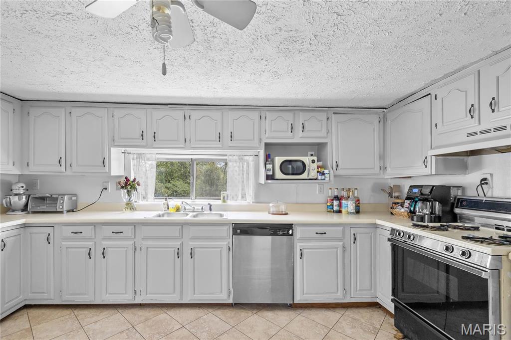 4358 Plattin Road Festus, MO 63028 - Photo 14 of 18