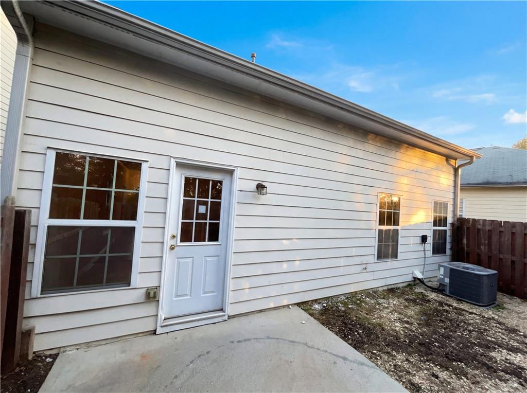 2022 Appaloosa Way Conyers, GA 30012 - Photo 5 of 21