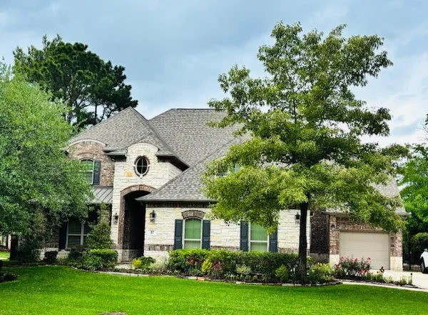 $1,360,000 | 87 South Veilwood Circle, The Woodlands, TX 77382