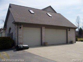 5028 Ridge Trail South Clarkston, MI 48348 - Photo 3 of 14 3 Car Garage