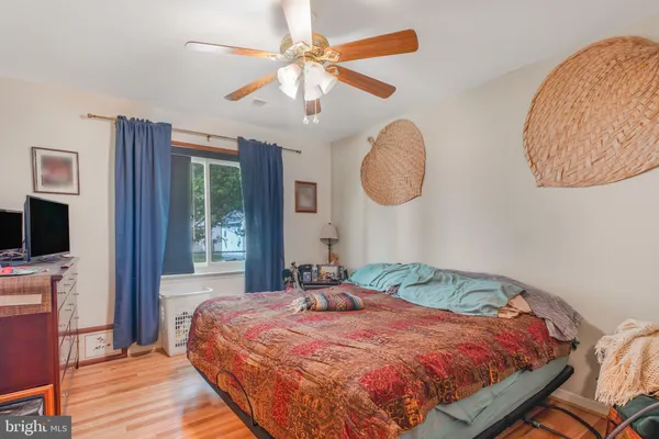 $330,000 | 213 12th Street, Colonial Beach, VA 22443